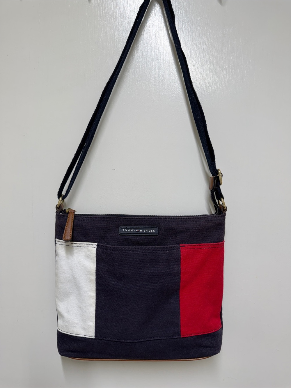 Tommy Hilfiger Navy Canvas Crossbody with Brown Trim and Wallet - Picture 2 of 3